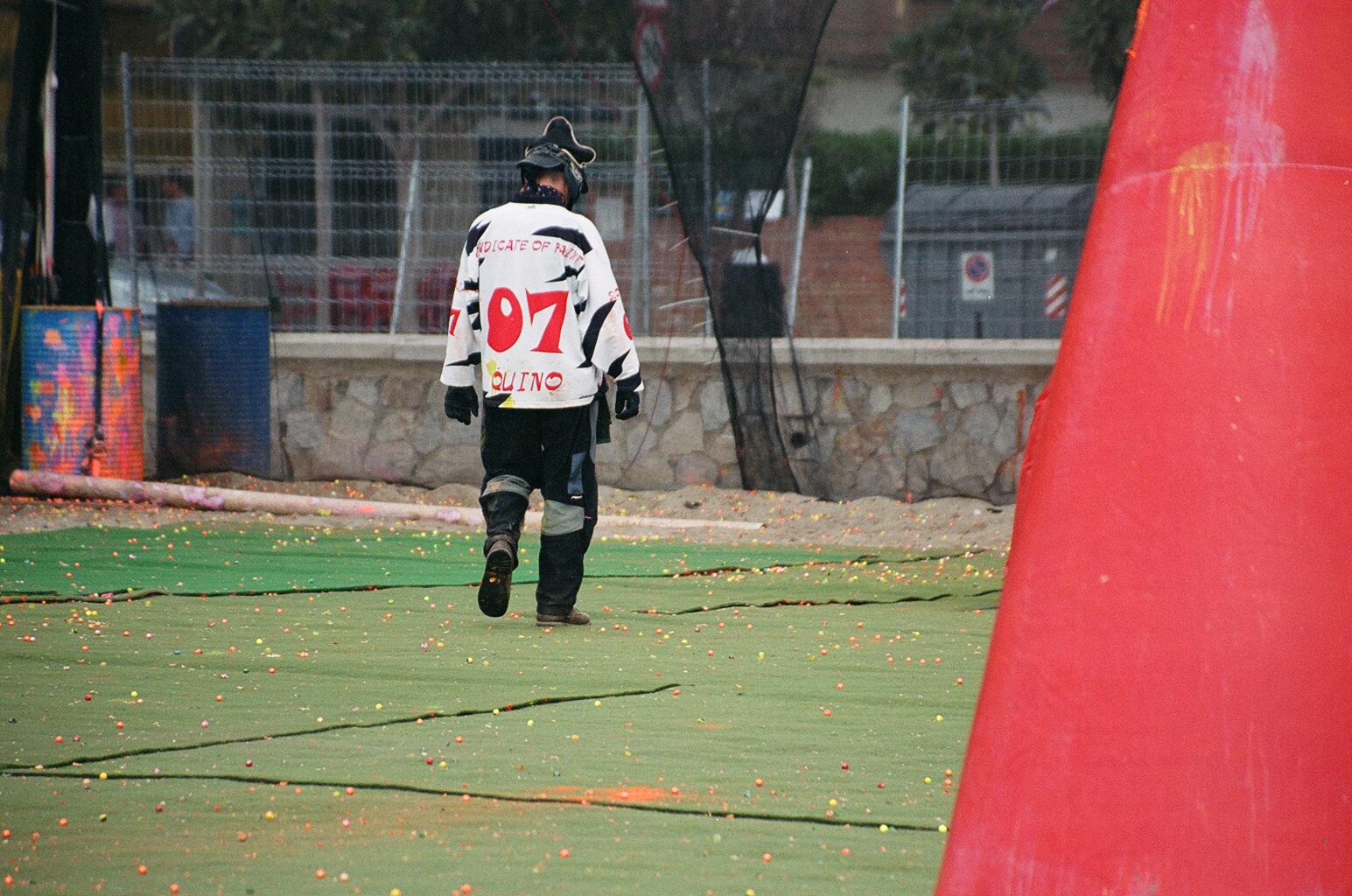 Fotografía MB 30033 en el álbum Malaga Beach 2004